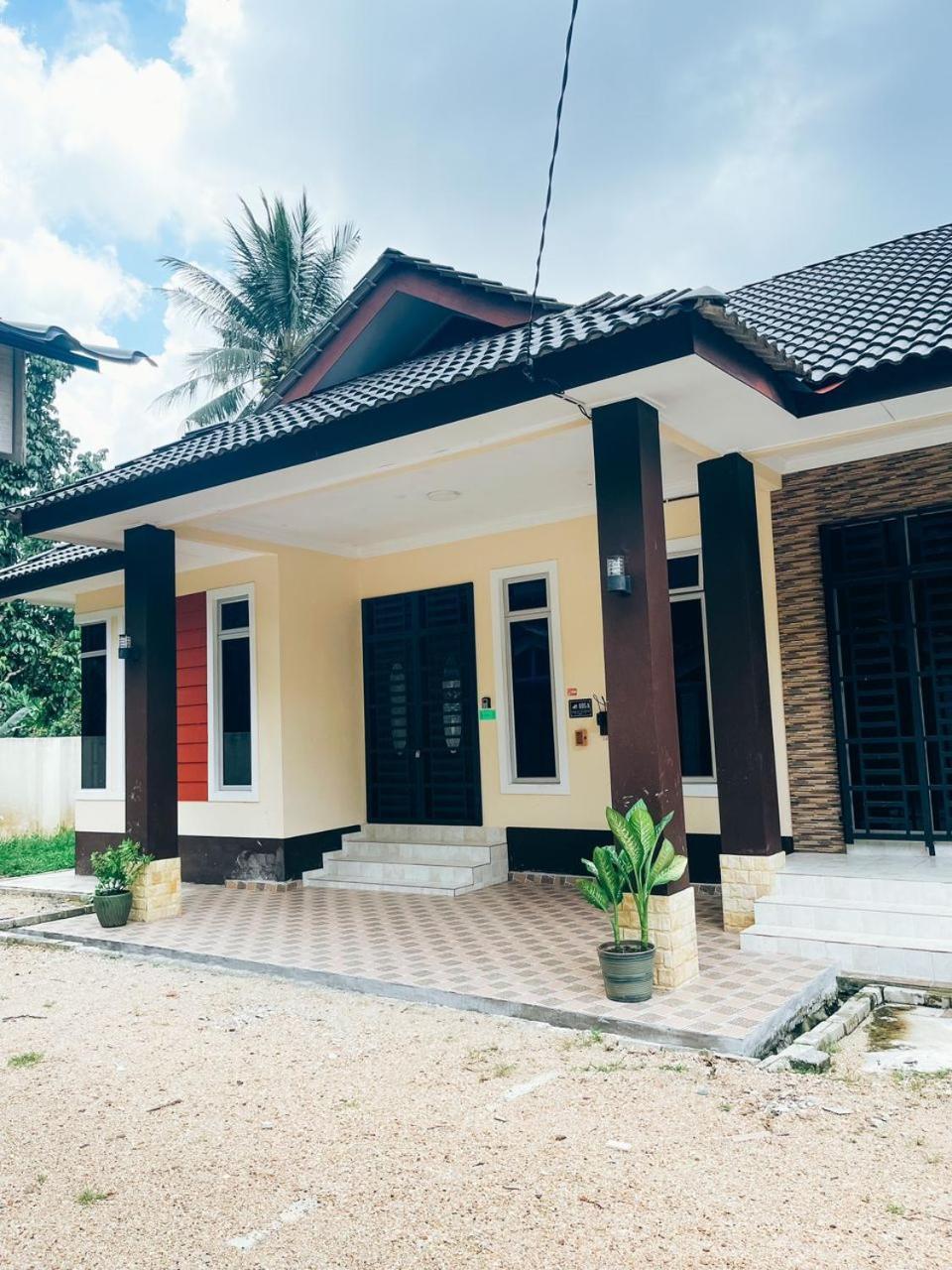Ar-Rayyan 1 Homestay Кота-Бару Экстерьер фото